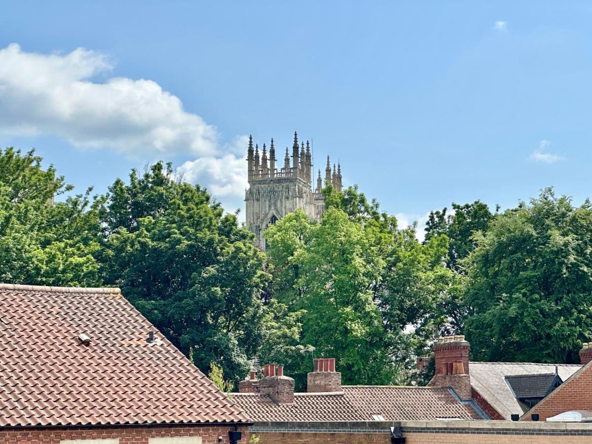 Minster Heights York Exterior foto
